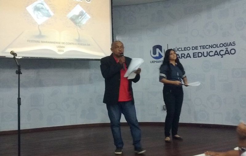 foto no meio da materia