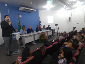 O Reitor da UEMA, Gustavo Pereira da Costa, na abertura do III Encontro de Coordenadores da UNABI. Foto: Gustavo Sampaio.