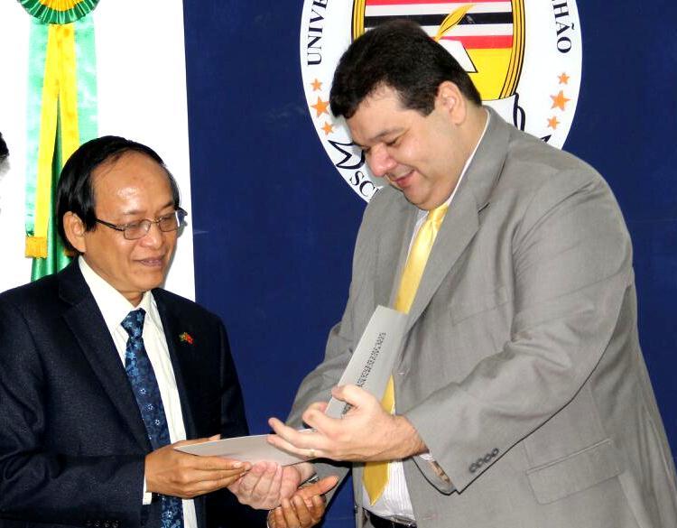 Educação: Governo do Vietnã e UEMA visam estabelecer convênios e parcerias