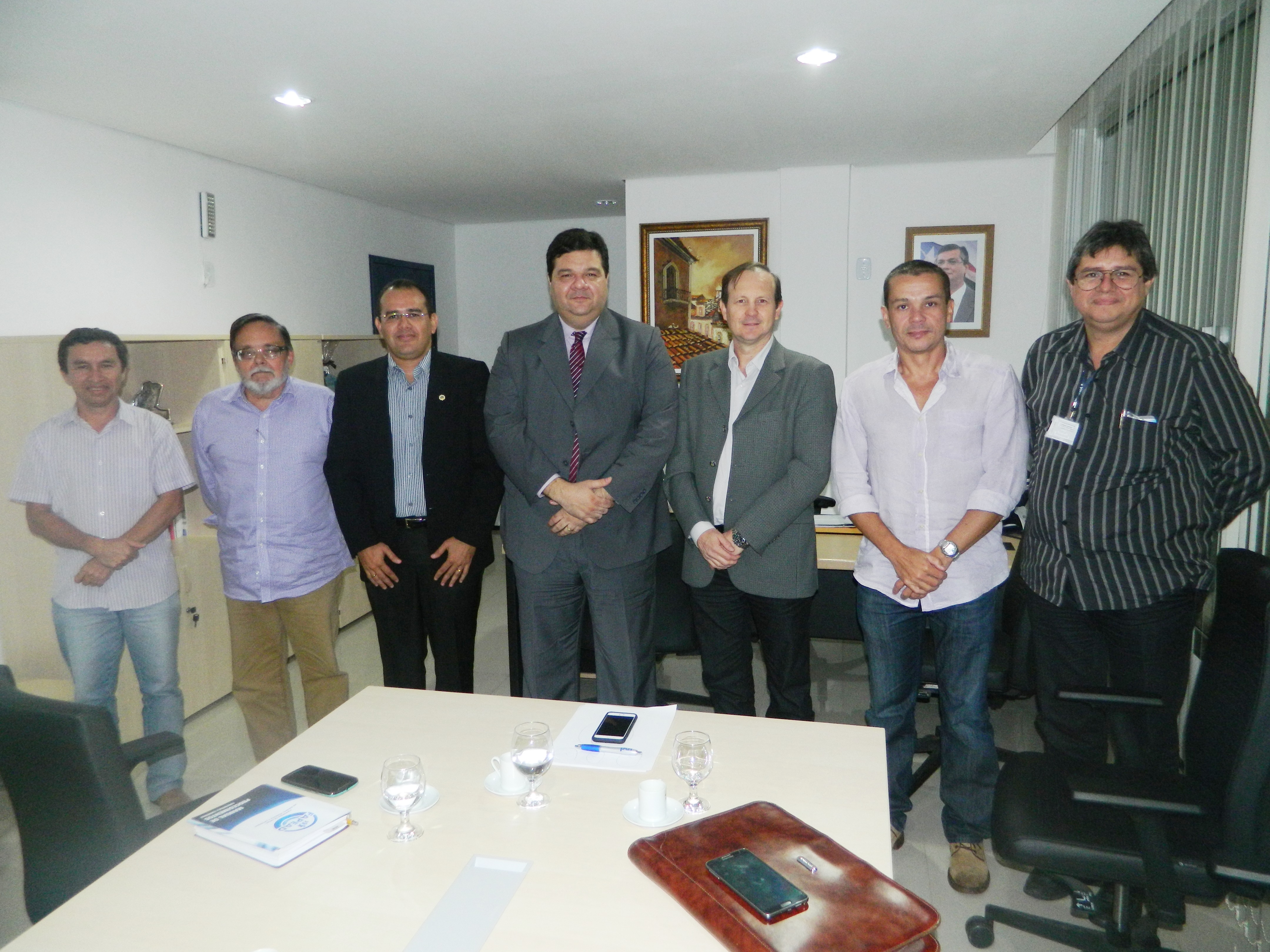 Reitor reúne-se com secretários de Agricultura e de Planejamento