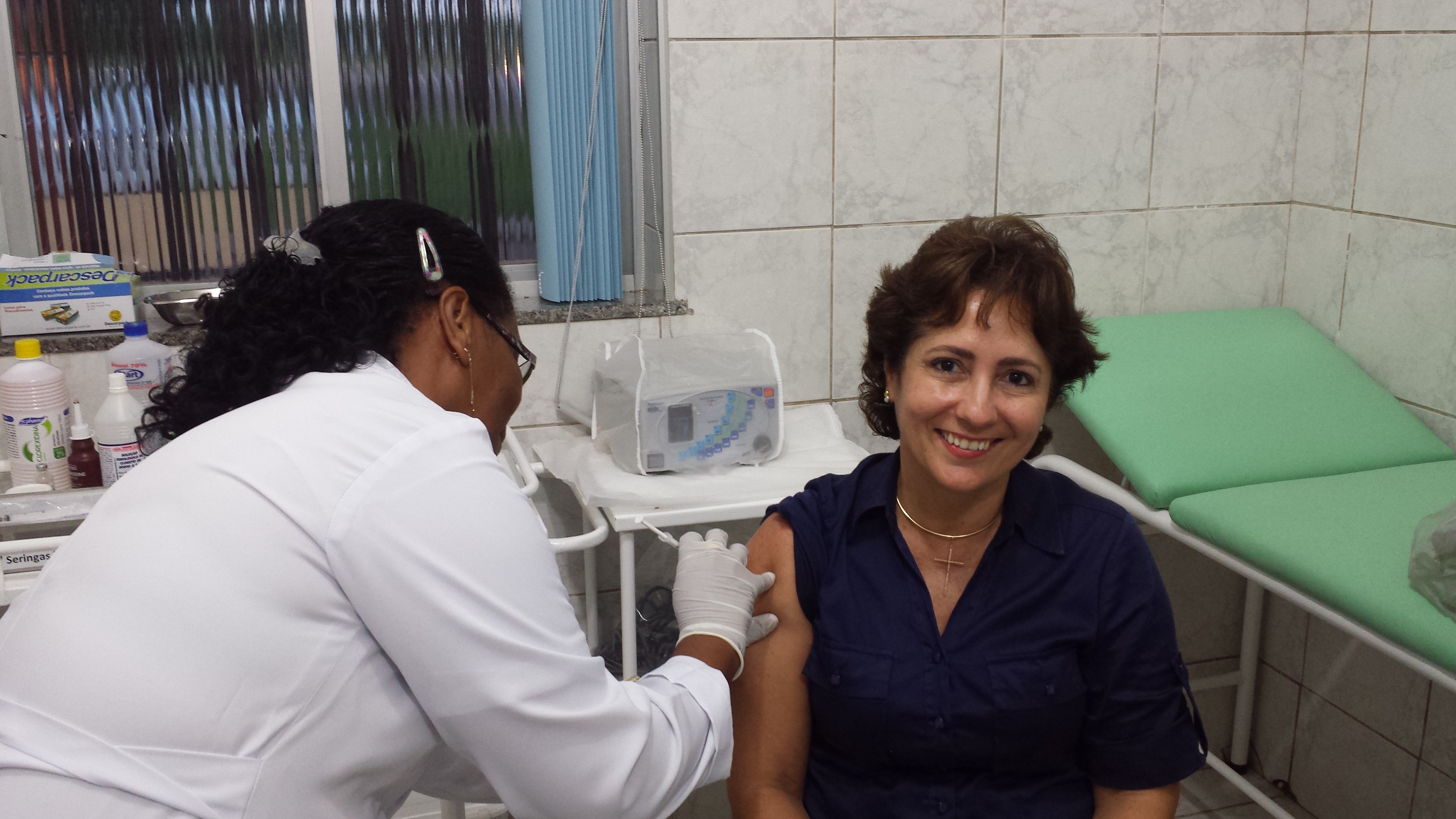 Posto Médico da UEMA vacina contra gripe