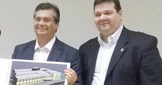 Reitor entrega ao Governador projeto do Centro de Ciências Agrárias em Imperatriz