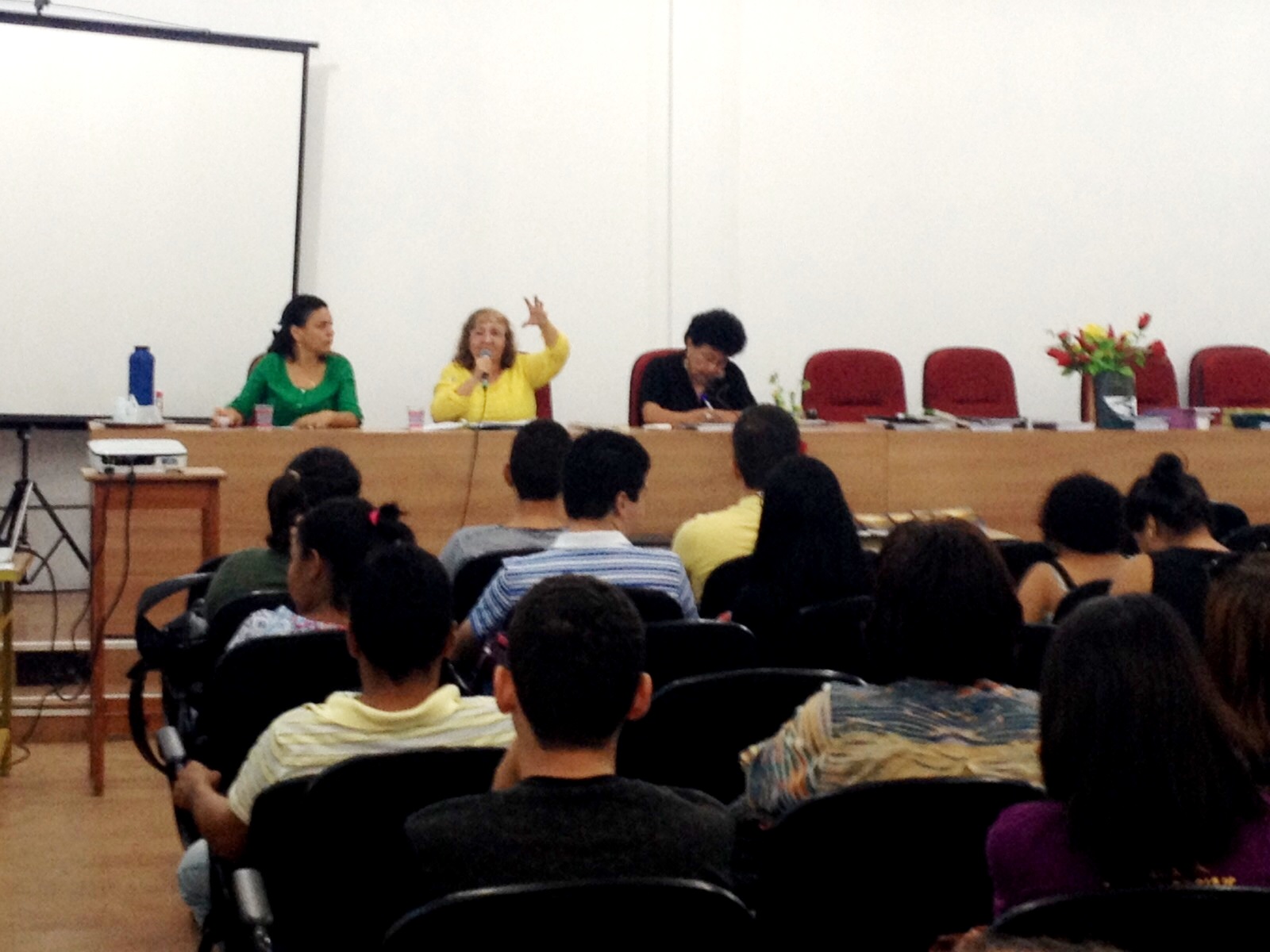 CCSA comemora o Dia do Livro e da Biblioteca