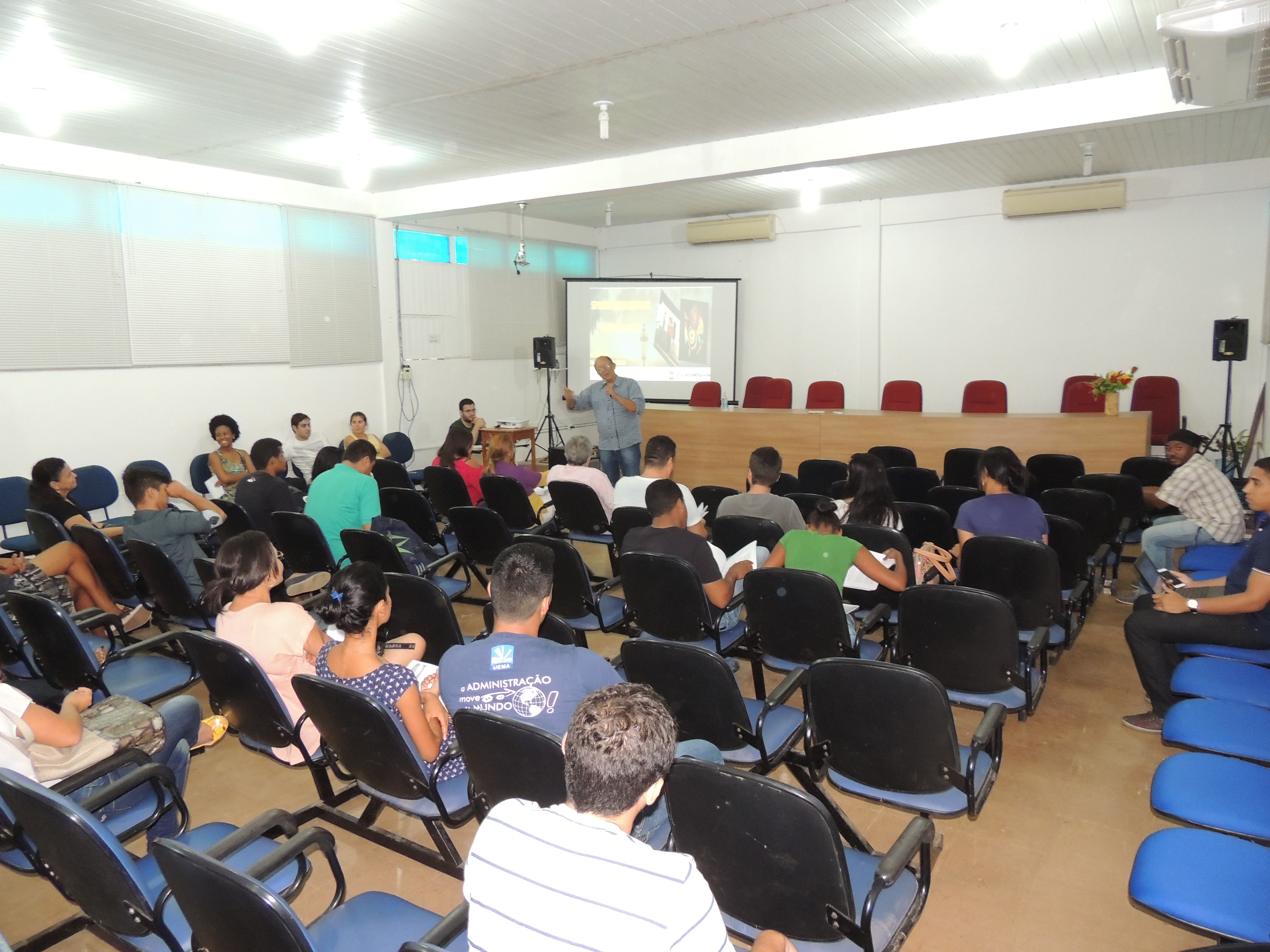 Palestras e oficinas marcam “Reggae em Debate” no Campus Paulo VI