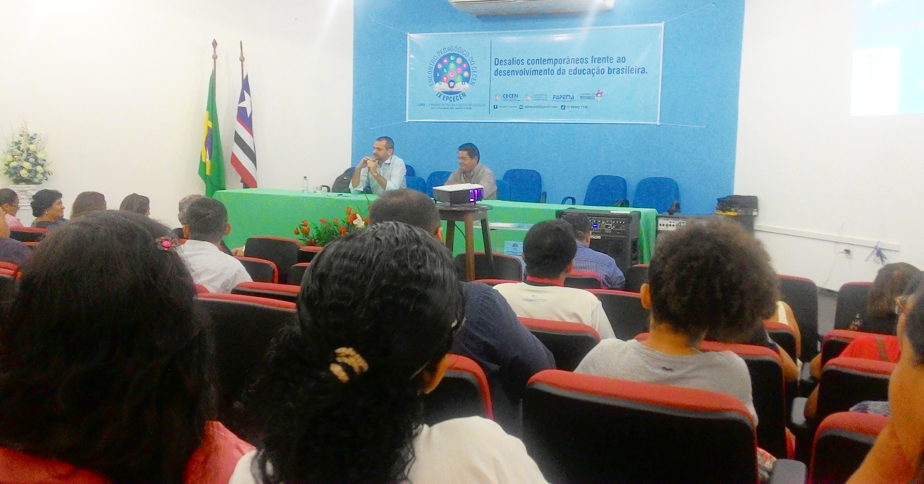 Tem início o IX EPCECEN e  I Seminário de Política e Gestão  da Educação no Campus Paulo VI