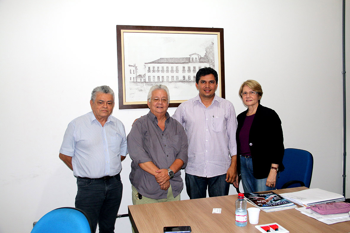 Visita do Presidente do CREA/MA as instalações do UEMANET