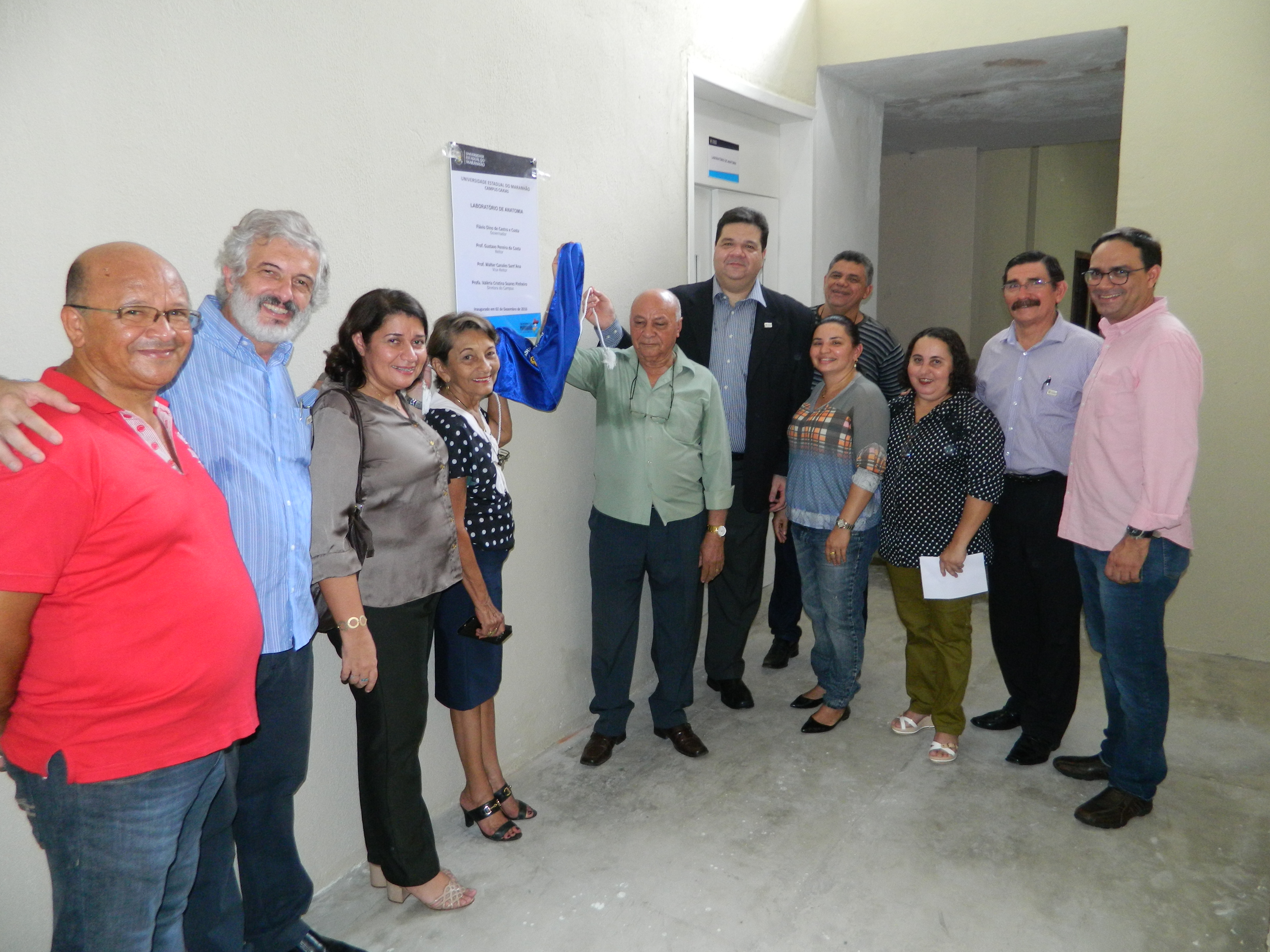 Reitor visita Campus de Caxias e faz inaugurações