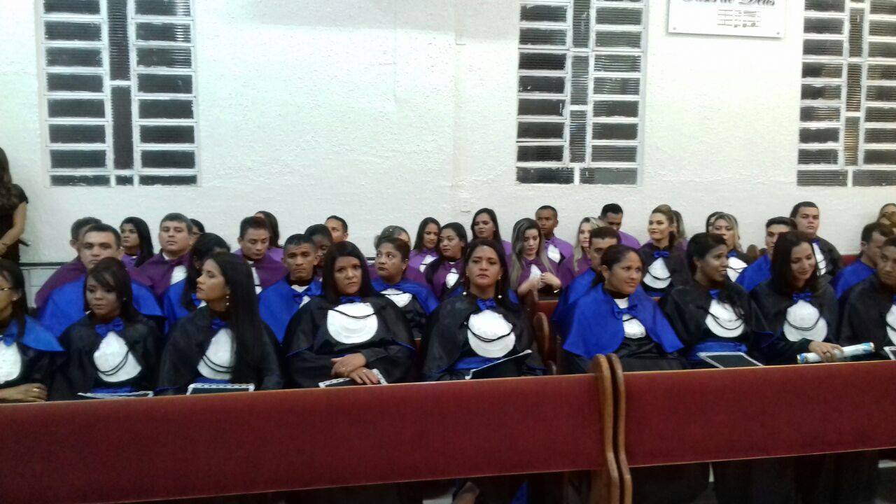 Colação de Grau em Santa Luzia gradua 54 discentes