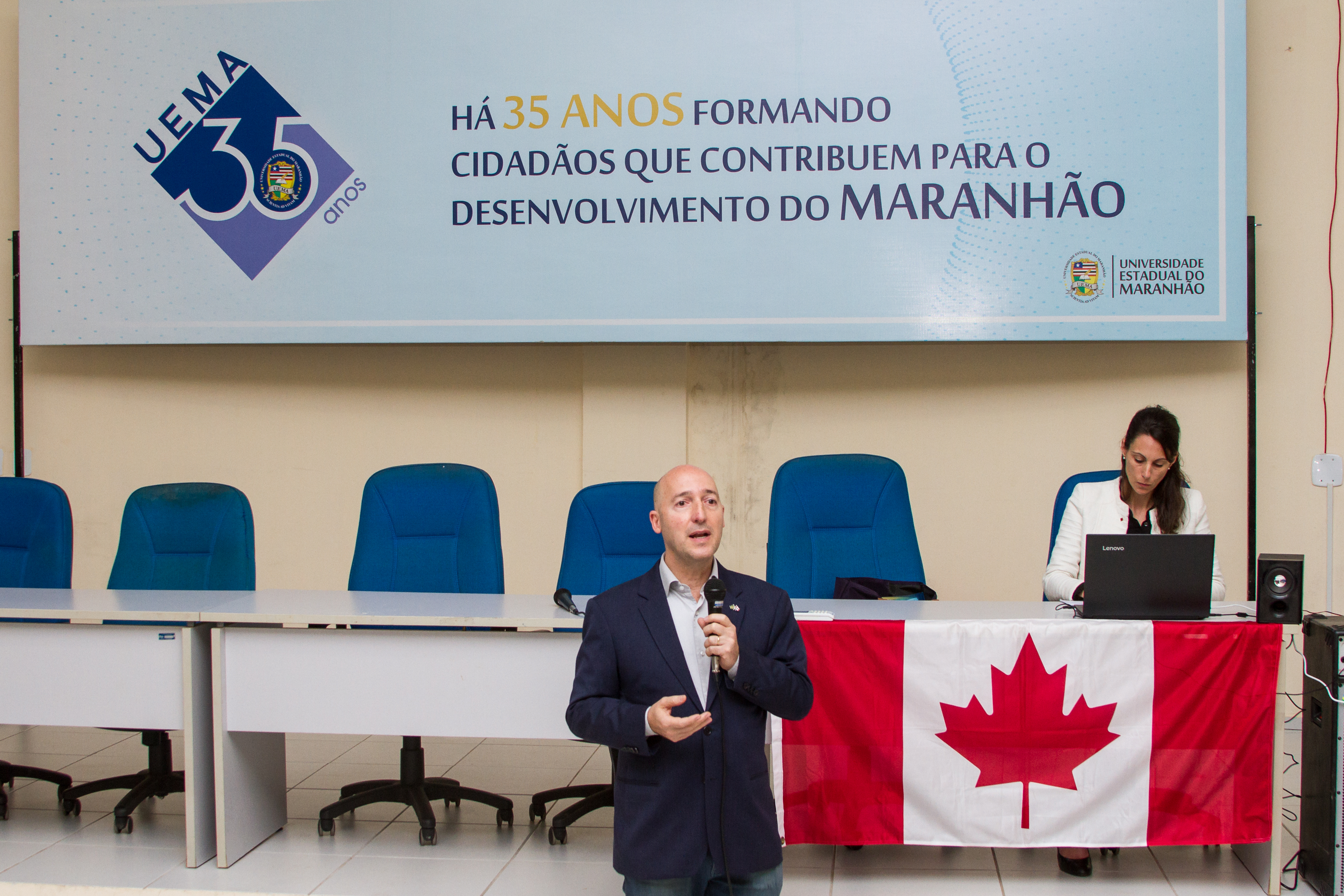 UEMA realiza palestras com representantes da Embaixada do Canadá