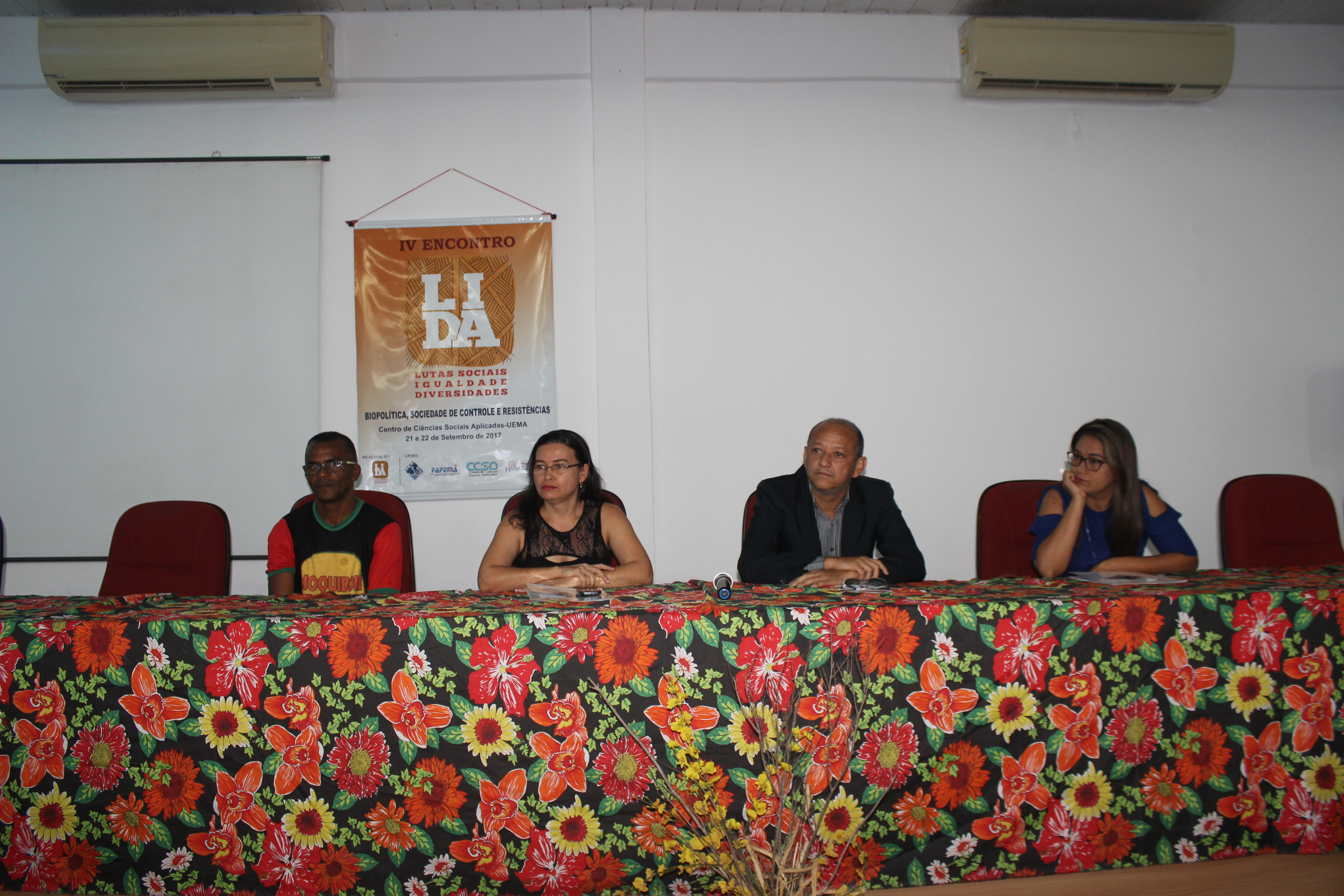 IV Encontro LIDA reúne pesquisadores e estudantes no CCSA