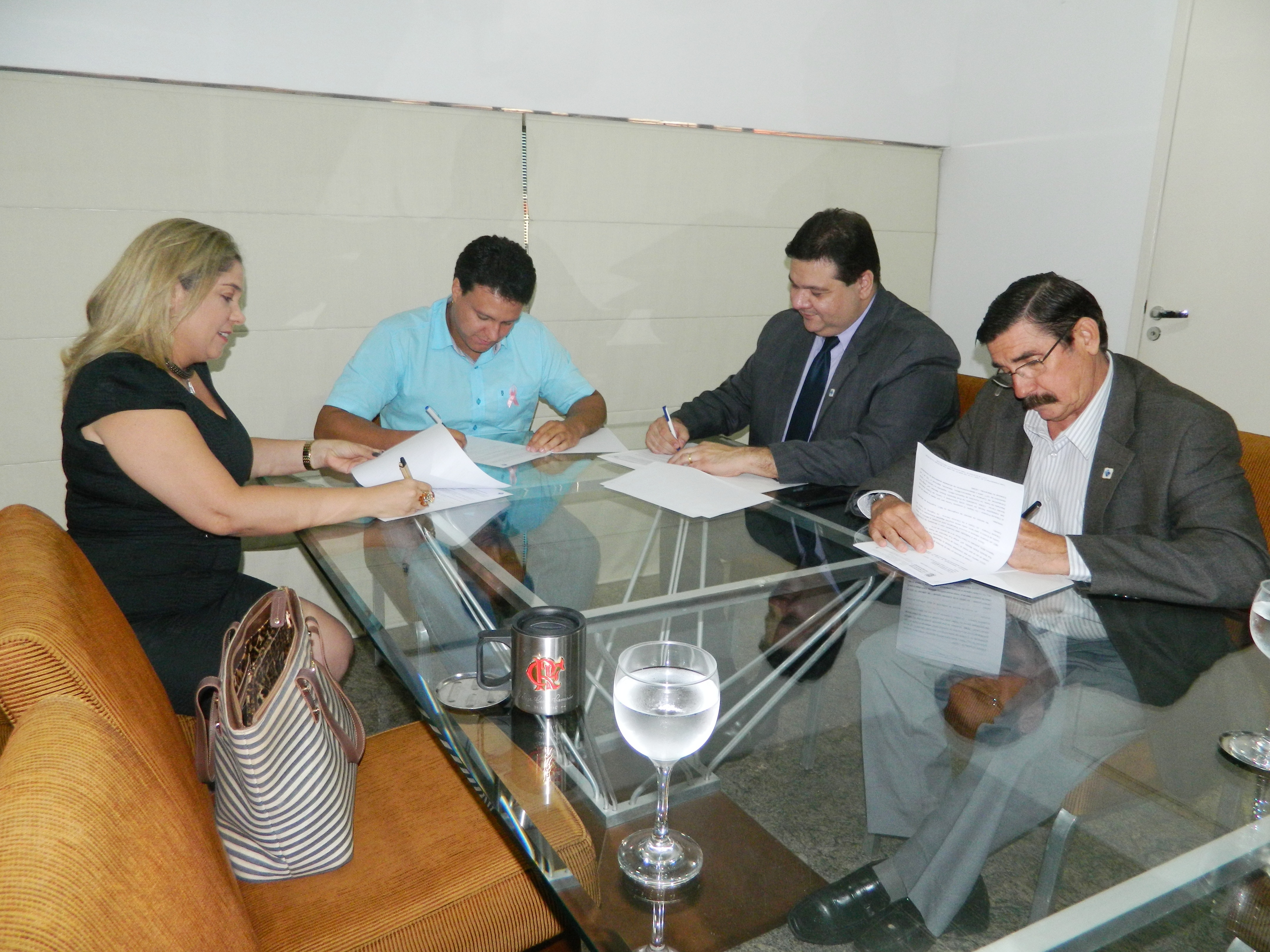 UEMA e SEDUC firmam parceria para implantação de cursos a distância