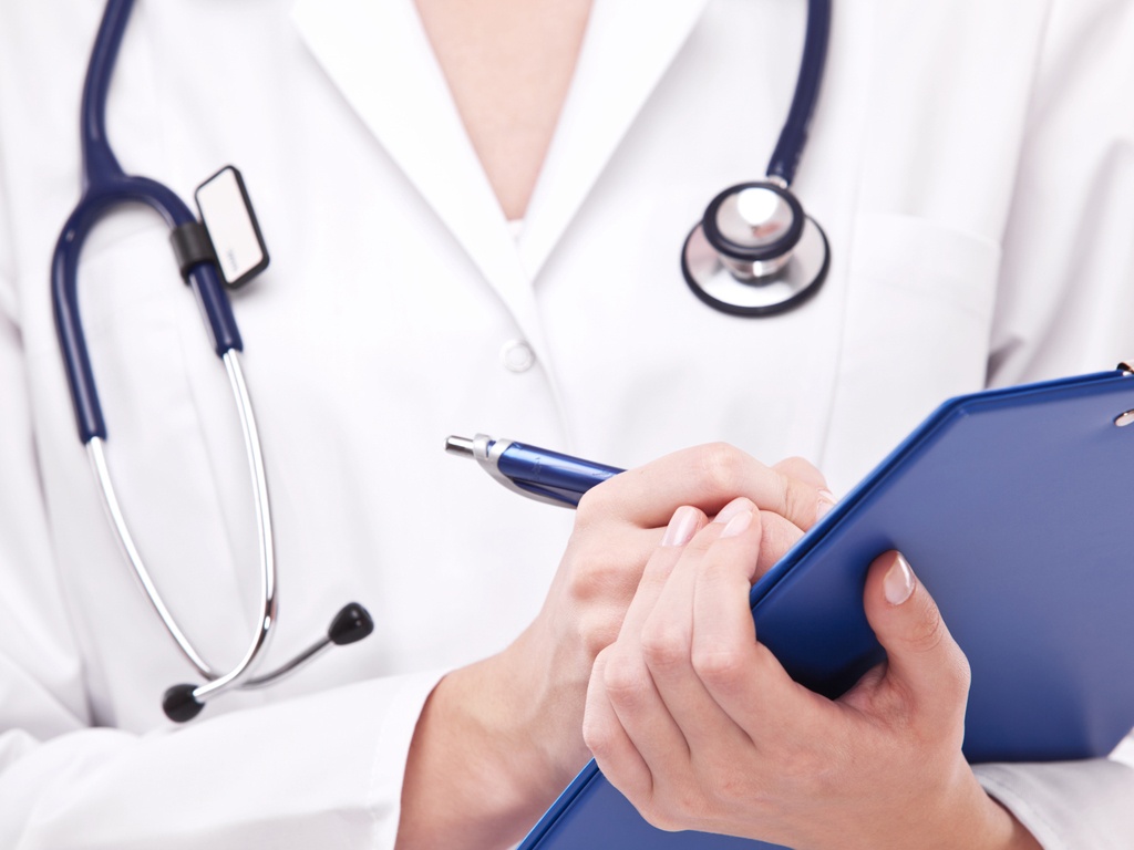 Médica formada na UEMA é aprovada em 1ª lugar na residência em Clínica Médica do HUUFMA