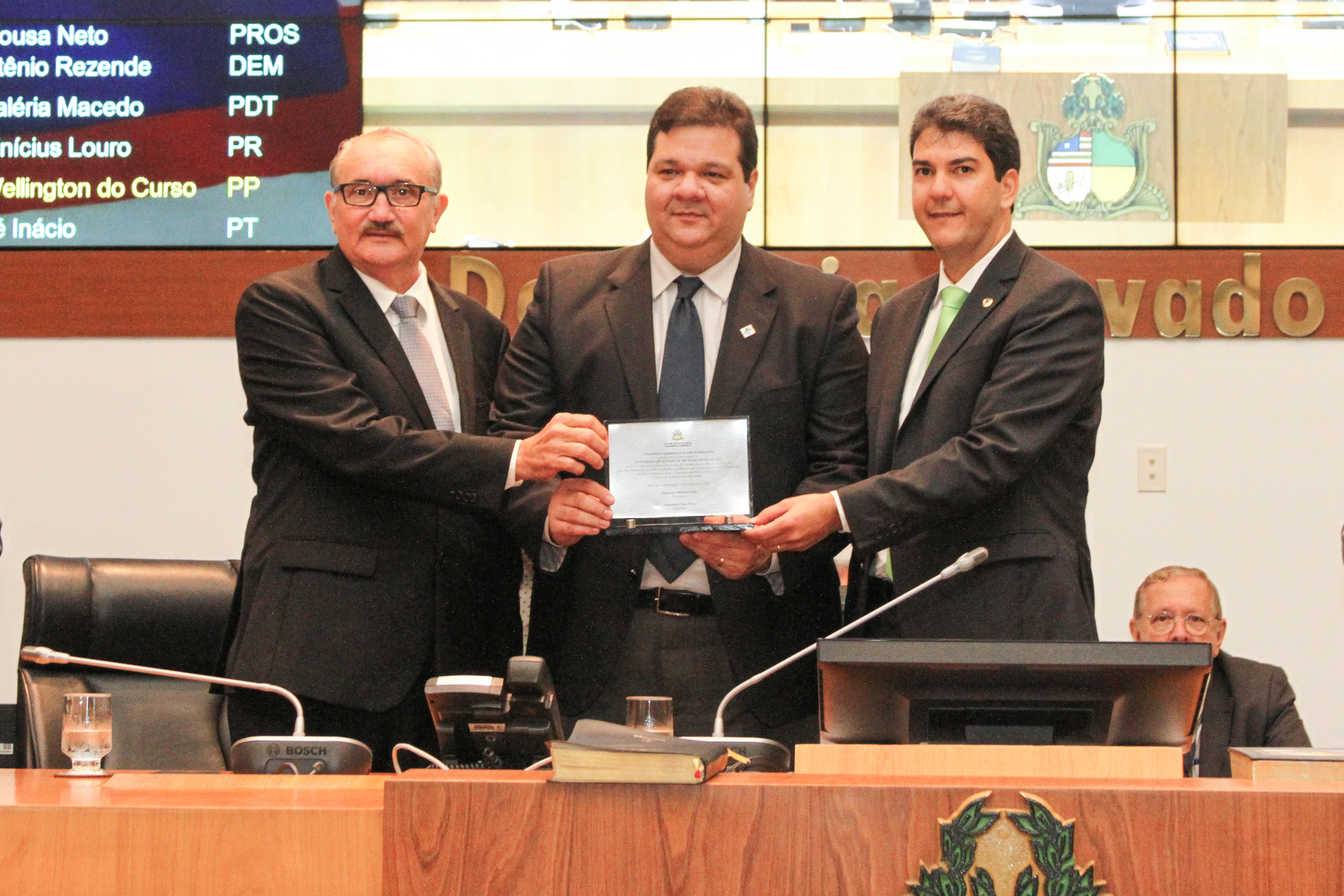 Curso de Formação de Oficiais da UEMA é homenageado pelos seus 25 anos na Assembleia Legislativa do Estado