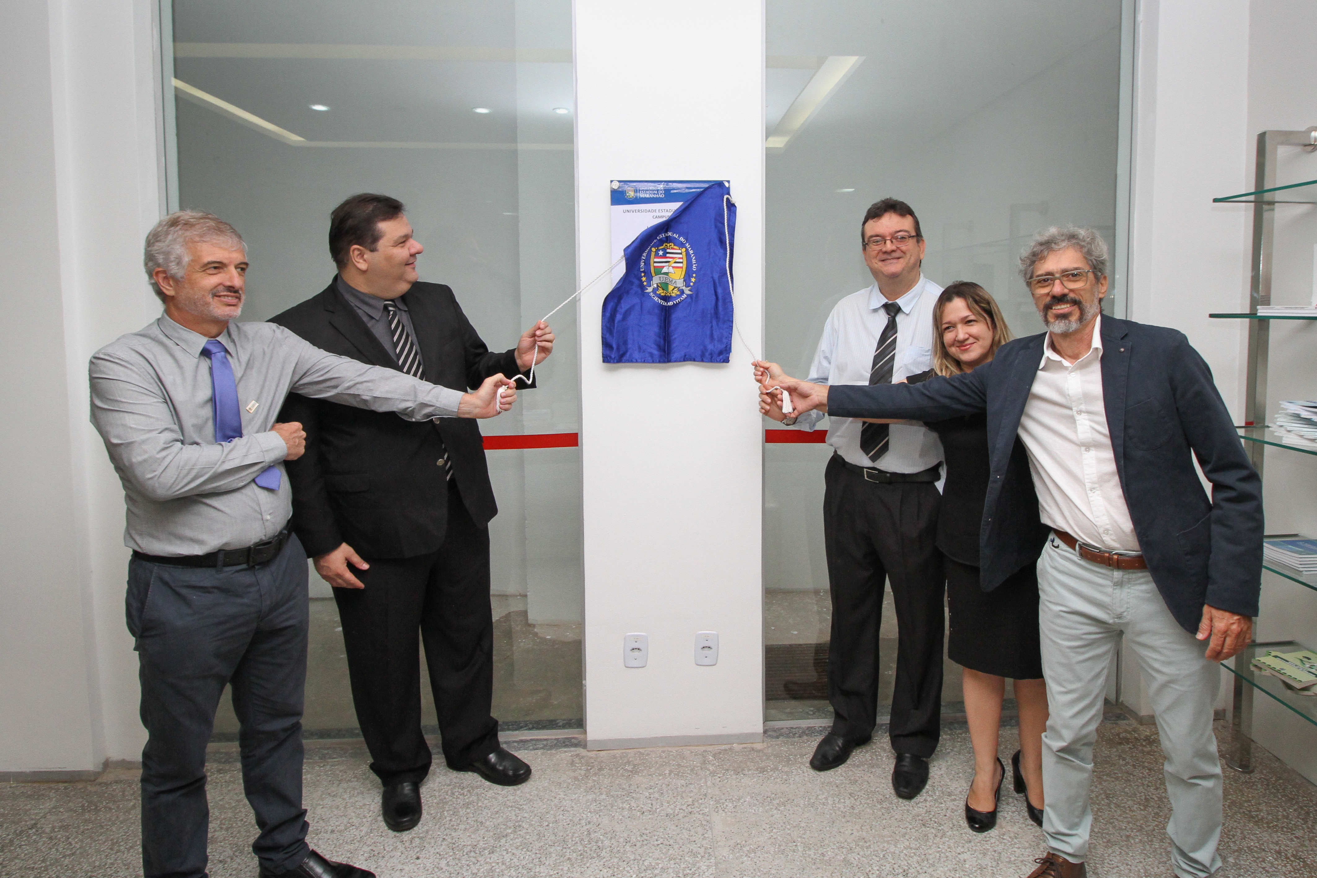 UEMA inaugura livraria aberta à comunidade no prédio de História