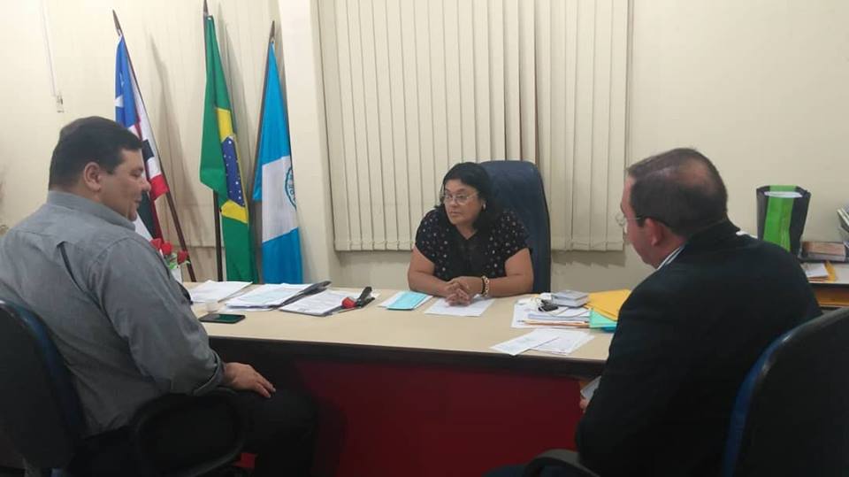Reitor Gustavo Costa e comitiva da UEMA visitam prefeitura de Santa Inês