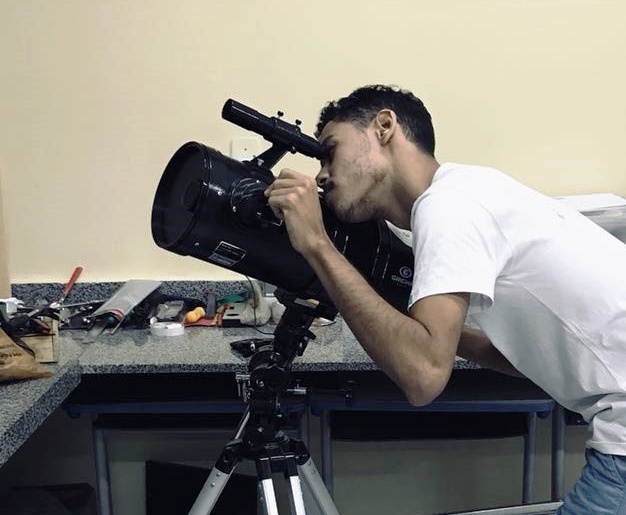 Acadêmico de Física da UEMA, Campus Caxias, é aprovado para estágio em laboratório de referência na América Latina e para intercâmbio ‘Cidadão do Mundo’