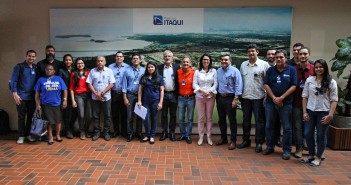 Comitiva da UEMA se reúne com representantes da EMAP equipe da UEMA na sede da EMAP