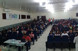 Alunos são recepcionados para o início do ano letivo no Campus Caxias
