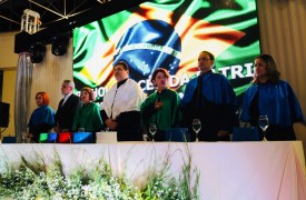 Colação de grau em Bacabal gradua 99 formandos