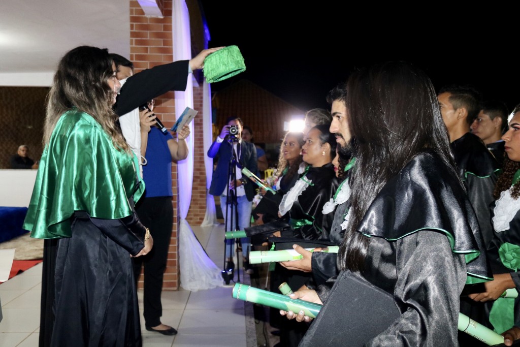 B5B63454-AFBA-4F6C-B066-C9EBEFB4A212