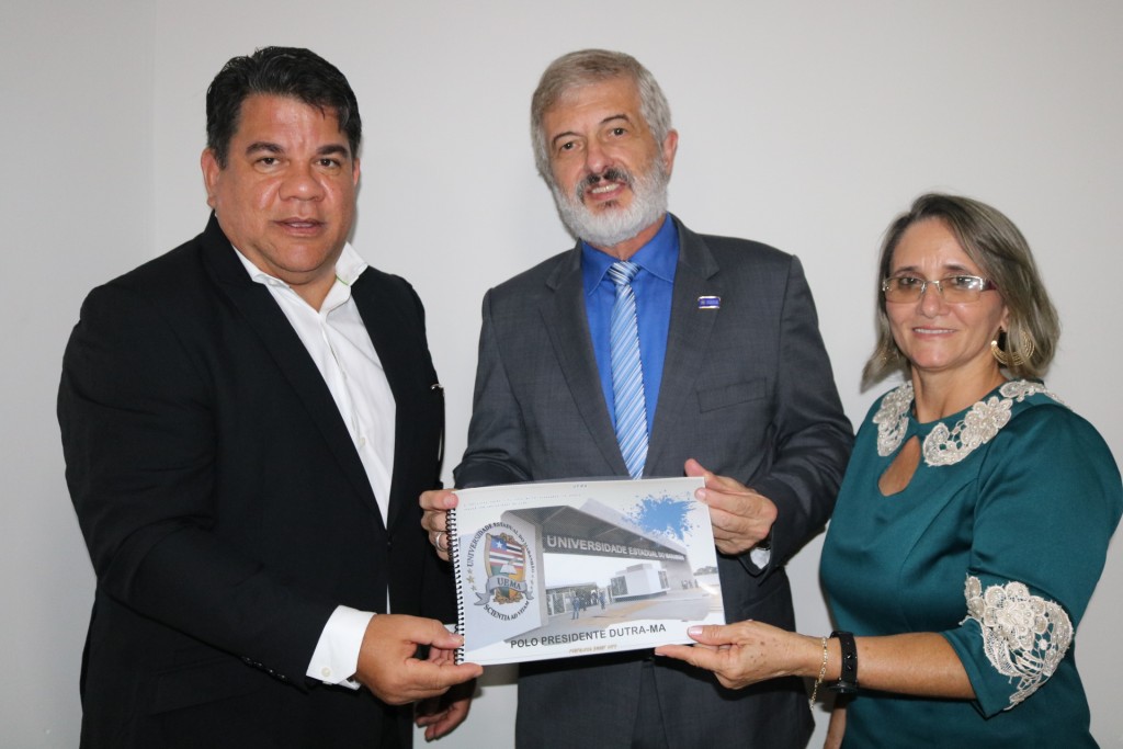 F8D676C9-68BA-4A68-A191-DA834A8A1336