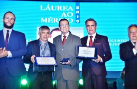 Professor da UEMA é condecorado com Medalha do Mérito do Conselho Federal de Engenharia e Agronomia