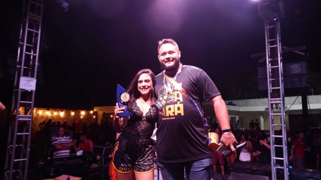 c8315195-6a4a-4ac0-928e-94eb01c47c2c