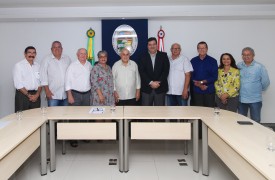 Reitor recebe diretoria da Academia Maranhense de Ciência