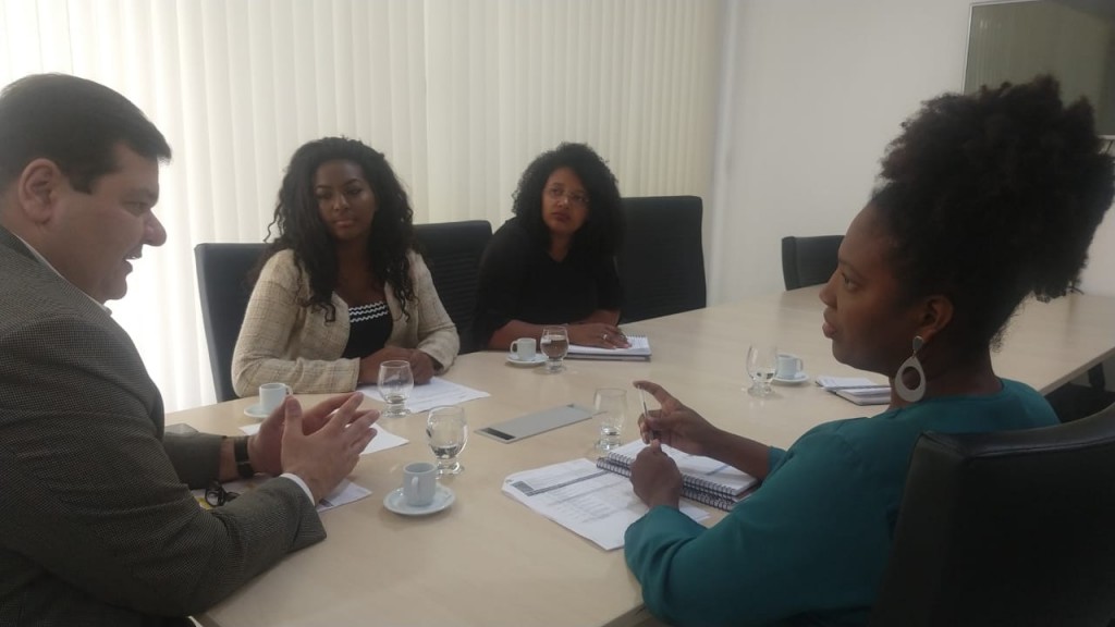 21623_2_08011765558775814910