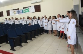 Acadêmicos de Medicina realizam Cerimônia do Jaleco no Campus Caxias