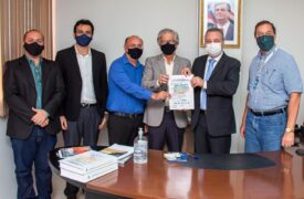 Vice Reitor participa de entrega da Base de Dados em ambiente digital e  Caderno de Mapas do ZEE-MA.