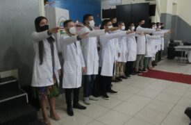 Curso de Medicina realiza Cerimônia do Jaleco no Campus Caxias