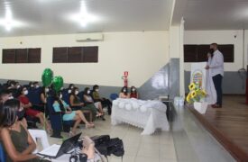 Curso de Enfermagem realiza Cerimônia do Jaleco no Campus Caxias