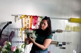 Empreendedorismo: Estudante do 4º período do CST em Design de Interiores do PROFITEC cria negócio na área de floricultura