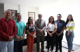 Reitor da UEMA se reúne com a presidente da Câmara Municipal de Coroatá para discutir a implantação de novos cursos no município