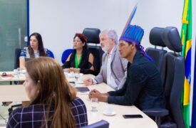 Uema discute parcerias com lideranças indígenas do Centro de Saberes Tukàn