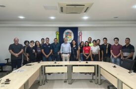 Reitor da Uema recebe integrantes da equipe Zeus Aerodesign