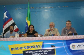 Reitor e Pró-reitor de Pesquisa e Pós-graduação participam de aula inaugural do Mestrado Profissional em Educação no Campus Caxias