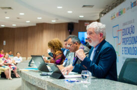 Reitor Walter Canales apresenta potencial da Uema em Seminário de Educação Profissional e Tecnológica realizado pelo Iema