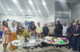 Doação de 100 títulos de Contabilidade enriquece acervo da Biblioteca Setorial do CCSA/Uema