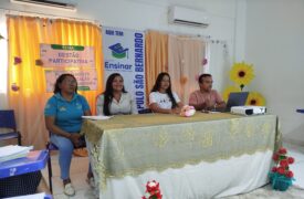 Alunos de Matemática do Programa Ensinar discutem Gestão Participativa nas Escolas durante Seminário