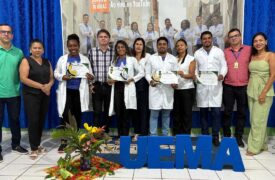 Programa Ensinar premia estudantes de Química com melhores desempenhos em homenagem ao Dia do Químico