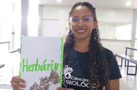 Estudantes de Ciências Biológicas do Programa Ensinar constroem herbários e promovem exposição no Polo Santa Luzia do Paruá