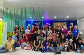 Atividade avaliativa integra Literatura Infantojuvenil e teatro no curso de Pedagogia do Programa Ensinar
