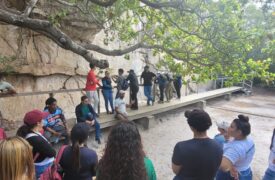 Alunos de Geografia do Programa Ensinar vivenciam aula de campo no Parque Nacional de Sete Cidades (PI)