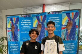 Alunos de Letras do Programa Ensinar participam de colóquio internacional sobre literatura e gênero