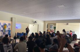 Programa Ensinar realiza TCC Itinerante no Polo Apicum-Açu