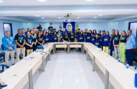 Alunos do Programa Ensinar com trabalhos premiados em seminários  são recebidos na Reitoria da Uema