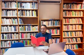 Mestrando em Letras da Uema lança livro de poesias em Portugal