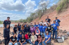 Aula de Campo em Geomorfologia aproxima estudantes da realidade ambiental em Pirapemas